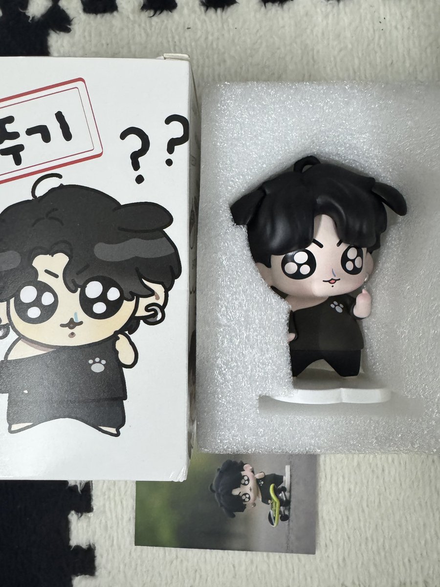 Gold__93's tweet photo. - ฟิกเกอร์ บ้านบาร์ จองกุก ลดเหลือ 500 บาท น้องน่ารักน่าเอ็นดูมาก ขอดูเพิ่มเติมได้นะคะ 

- CRYING AGAIN earphone case (Duck you) ไม่เคยใช้งาน ปล่อย 300 บาท
❤️ #ขายของสะสมบังทัน #ตลาดนัดบังทัน #ตลาดนัดรถไฟบังทัน #จองกุก #การ์ดจองกุก #POPMART #crybaby #cryingagain https://t.co/3PLFoTbrO1