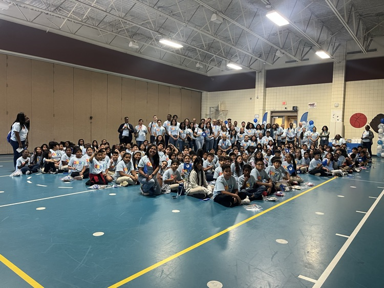 hearnehusky's tweet image. Big thanks to @TechnipEnergies, Houston Public Library, &amp;amp; University of Houston for making STEM Day unforgettable! 3rd graders joined the fun with a 3D printer demo, while 4th graders broke barriers &amp;amp; explored STEM futures. What a day! 🚀📚🔬 #STEMDay #FutureLeaders #ThankYou