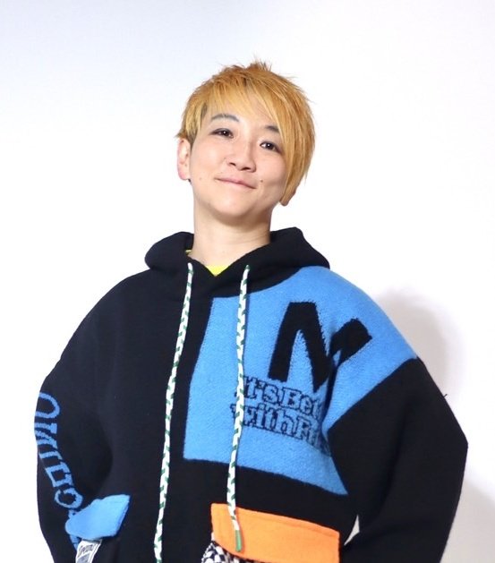 【キャラクター紹介】
ライザ/MARU

総務。
日々とんでもない量の雑務をこなしている。

小さな娘がいる母。
みんなの頼れるお母さん的存在。

☆30RPで次のキャラクターを紹介します！次がラスト！
#拡散希望 

#ARGサタン #アクトリング