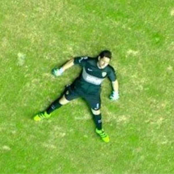 Mientras el estaba asi/ yo estaba así