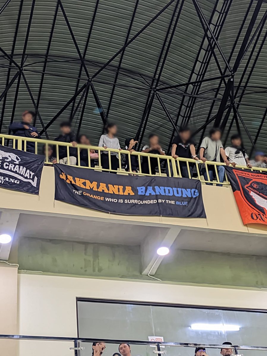 jakmaniabandung's tweet photo. Bangkitlah Persijaku, kami selalu bersamamu.

SLEM(A)N
#PersijaJakarta #JakmaniaBandung https://t.co/8N9YOXLJLH
