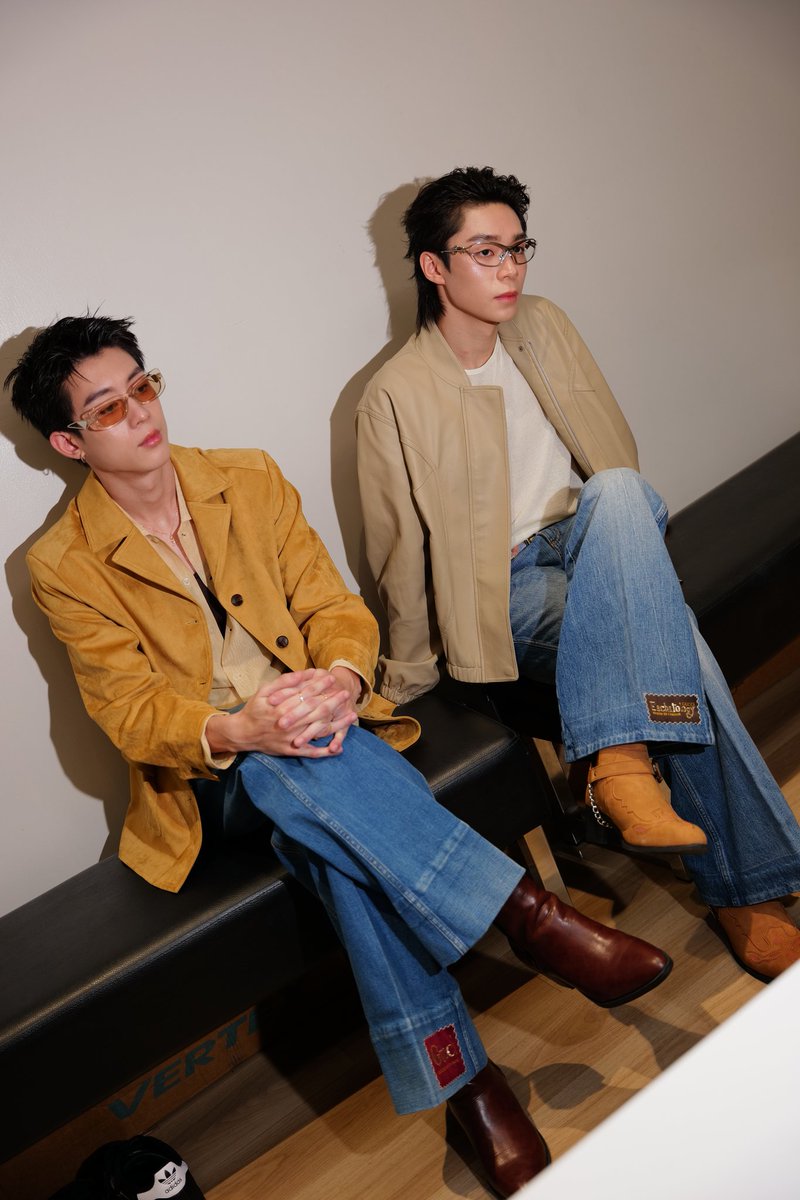 pj_mahidol's tweet image. ใครจะสู้พี่นิวได้คลานตามกันมาแท้ๆ
@new_chayapakkkk