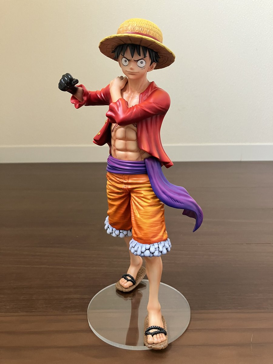 bronco_tt's tweet photo. 一番くじ ワンピース 試練のその先へ
A賞　ルフィ

マジで買って良かったぁ〜😊
Xで見かけた@piece54804708 さんの作品を買わせて頂きました。
ただでさえ造形が良いルフィにこのリペイント。マジで最高です👍 https://t.co/C64rJtI3kt