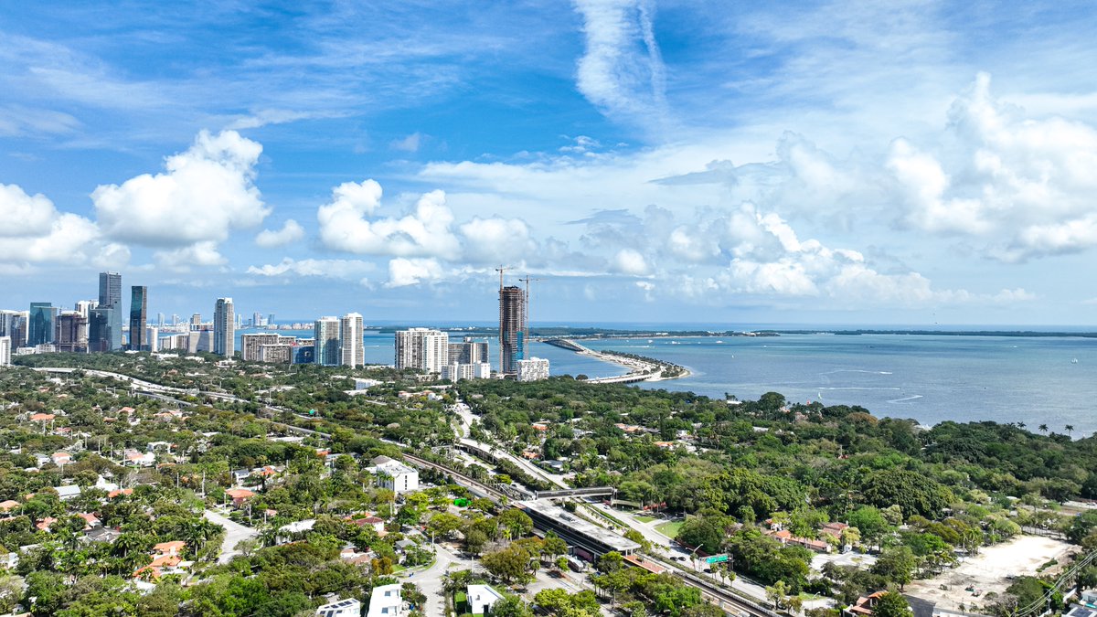 FI_Real_Estate's tweet photo. JUST REDUCED - 2223 SW 13th Ave, Miami, FL, 33145
New Asking Price: $3,500,000
Exceptional Investment Opportunity in Coral Way Neighborhood. Now accepting Biconic as a form of payment!

 Listing Agent | Filippo Incorvaia | fi@fi.realestate | +1.646.662.8504 https://t.co/KheT5JGYgY