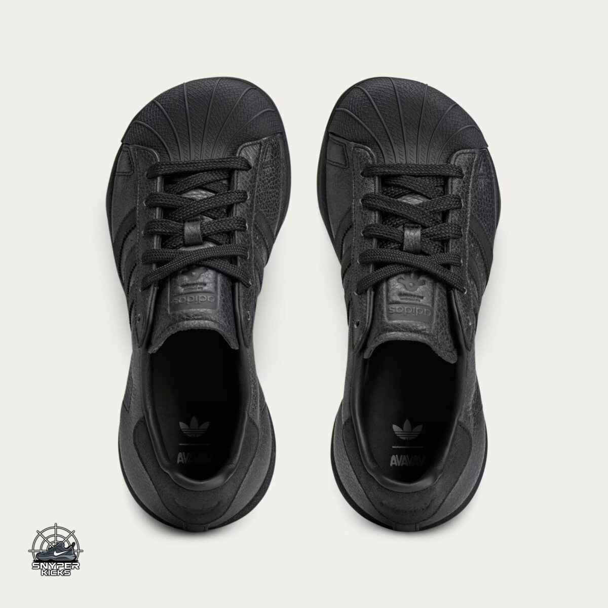 SnyperKicks's tweet image. Avavav x adidas Superstar &quot;Core Black&quot;
Colorway: Core Black/Core Black/Core Black
Style Number: 
Release Date: May 22, 2025
Price: $280
#CoreBlack #avavav #adidas #superstar