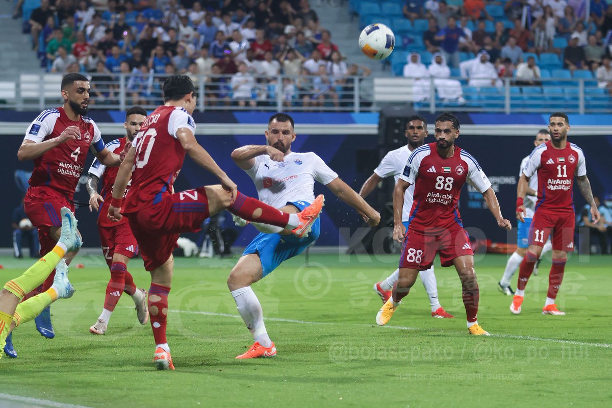 bolasepako's tweet photo. SOME RANDOM SNAPS - LCS 1-2 SHJ 180525

Here are some random snaps taken during the #ACLTwoFinal match btw @lioncitysailors and @SharjahFC on 18/5 at Bishan.

#ACLTwo #LCSVSHJ #sgfootball #singaporefootball #sportsphotography https://t.co/V6NbcUNT4b