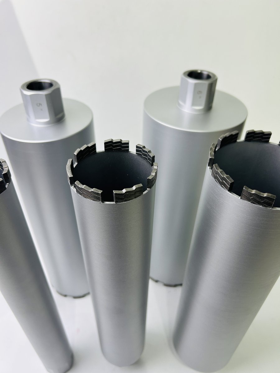 CorediamtoolsHQ's tweet image. Various sizes (1&quot;-6&quot;) of diamond core bits are here! 🔥

Meet different needs, accurate and efficient, and easily cope with various work scenarios.✨
 
Silver spray paint, you can also customize the color according to your preference!

#corebits #coredrilling #concretedrill