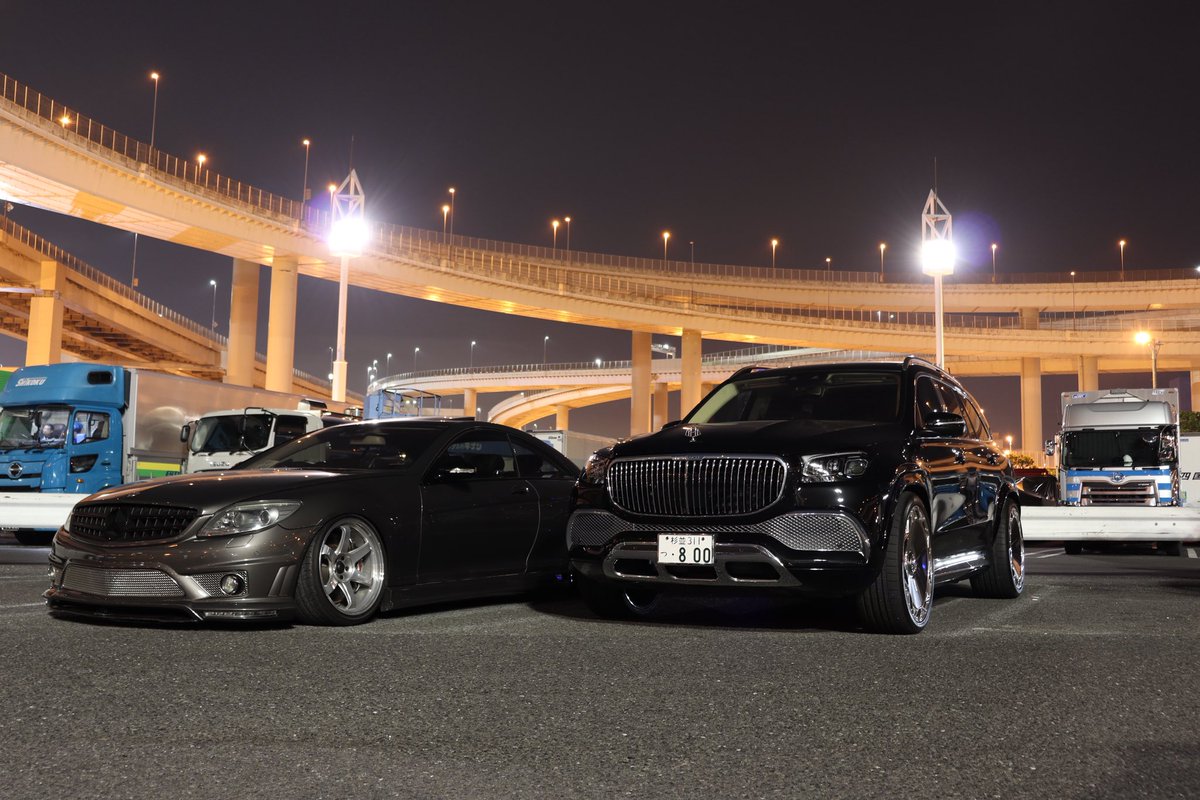 birthhpky's tweet photo. 久しぶりの大黒PAは21時過ぎから台数増え出して、22時頃にはほぼ満車でビックリw
20時ごろ行って写真撮れてよかったw

#c216 #w216 #CL500 #CL550 #CL63
#TE37 #ベンツ https://t.co/BViCDKVH21