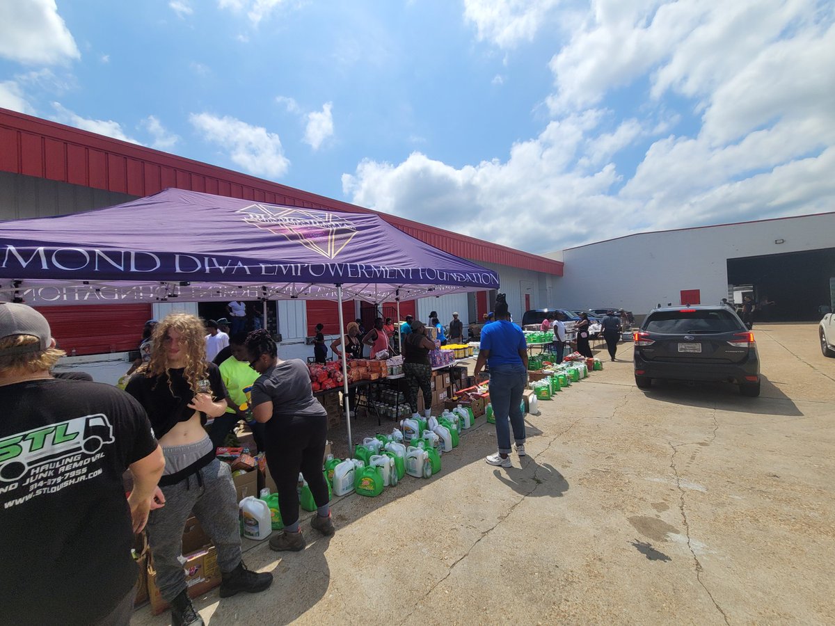 vitendo4africa's tweet photo. The spirit of Ubuntu is alive and thriving in St. Louis, reminding us that we are stronger together!"
Thank you St. louis https://t.co/Q3Rd8r3FuH