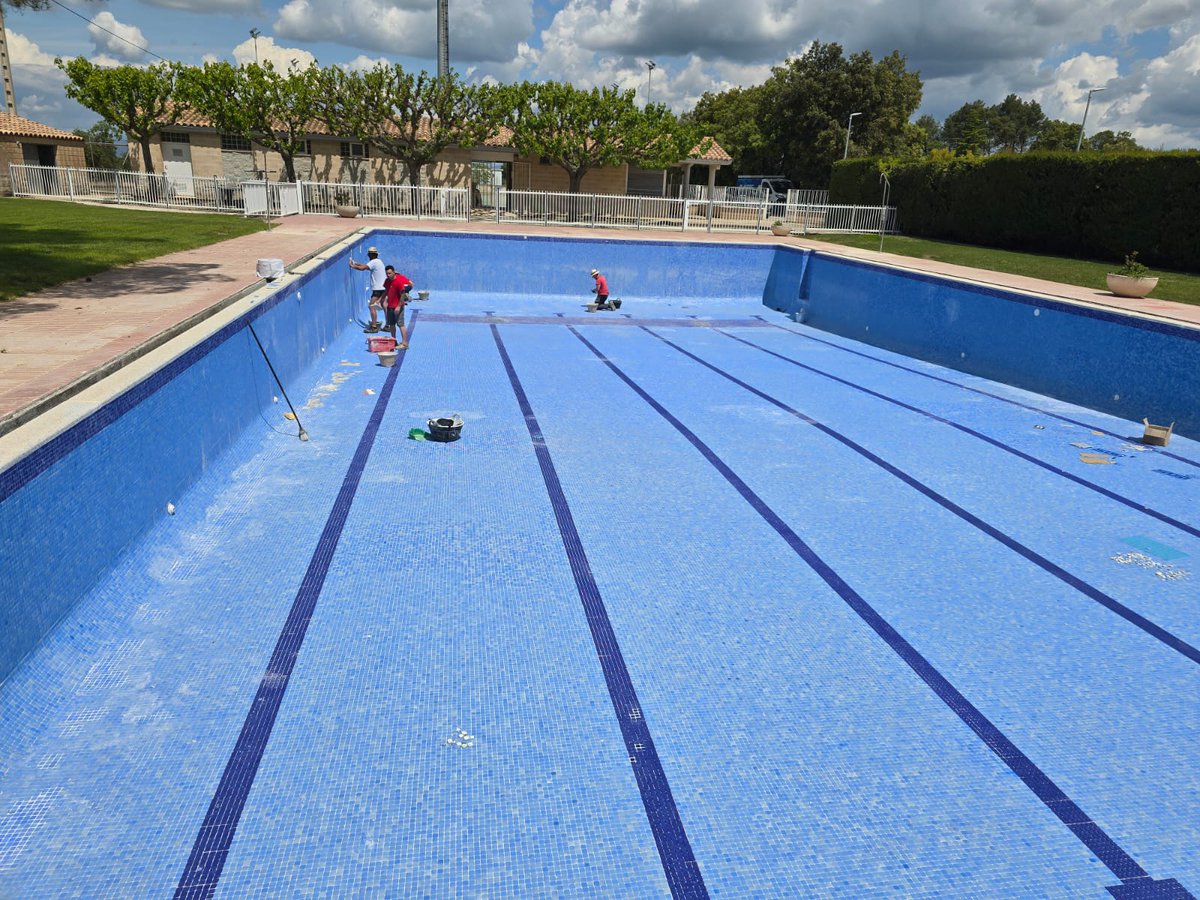 AJSantRamon's tweet image. 👉 L’Ajuntament realitza millores a les piscines per garantir-ne el bon estat aquesta temporada d’estiu☀️

✅ Reafirmem el compromís amb el manteniment i la millora de les instal·lacions municipals, per oferir un servei de qualitat al municipi

 ➡️ santramon.ddl.net