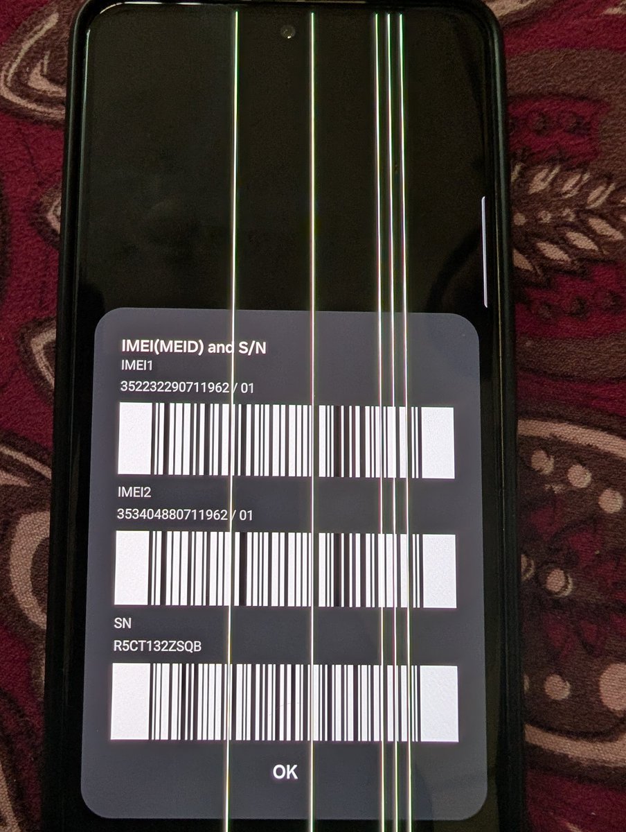 Ash_wen1's tweet image. Hey @SamsungMobile, I updated my Galaxy S21 FE and now I'm seeing multiple white lines on the screen. I always feared updating after hearing about this issue, but I trusted Samsung. Please help resolve this ASAP. Very disappointed. #Samsung  #S21FE #ScreenIssue