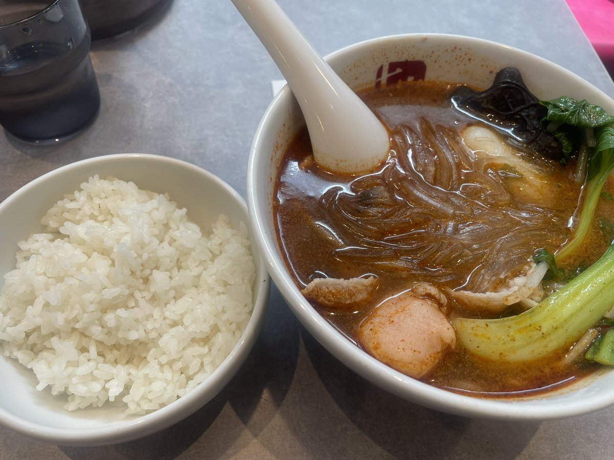 麻辣湯ハマったのか、週2回も来てしまった　
職場の近くにもあるかなと調べてみたらよく行く地下街に出来てた嬉しい😄