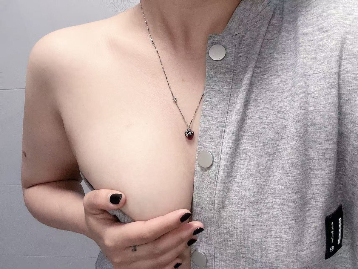 小岛情侣 tweet media