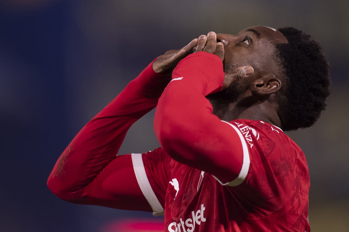 Not like us.

#TodoRojo 🔴