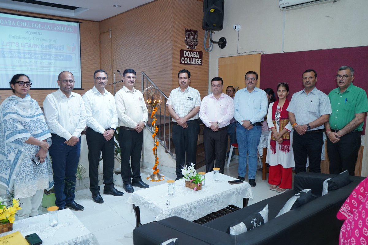 dcj_official's tweet image. #DoabaCollegeJalandhar organized 12th Edition of Annual ‘Let’s Learn Campaign’ exclusively for school students. In this campaign six Skill Oriented Certificate Courses/ workshops were offered to students. .
#SkillDevelopmentCourse #SkillCourses2025  #PrincipalPardeepBhandari