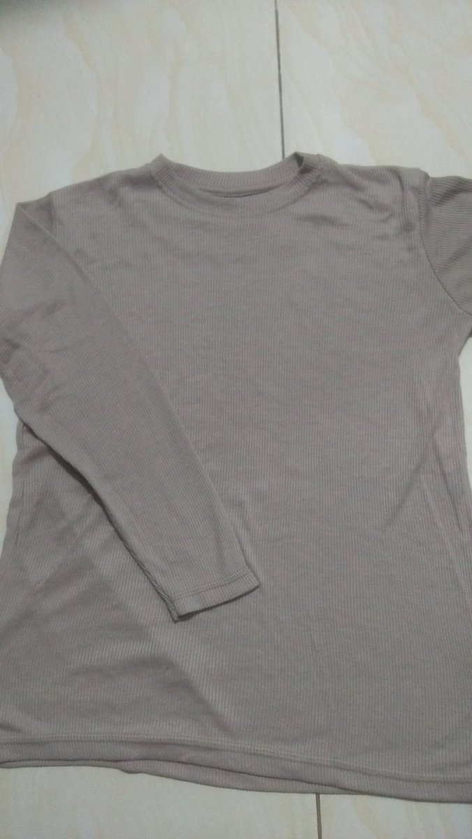 user258196300's tweet photo. knit knit ini ada 2 harganya 40rb ada dpt 2 ini yaaa https://t.co/qUEnZ6hP0w