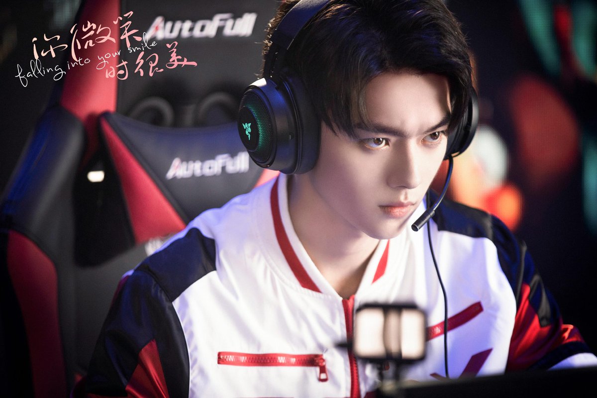 vpulse_official's tweet photo. 🕹��Even though 'Falling Into Your Smile', starring Xu Kai and Cheng Xiao, aired back in 2021, it’s still loved and talked about by countless fans to this day.🔥 A true classic never goes out of style! 🥺💕

🔮Want to find out more about the Top 10? Login to https://t.co/lon8NWzmCO – It’s absolutely FREE!

#VPulse #CDrama #XuKai #许凯 #许凯soso #สวีข่าย #FallingIntoYourSmile #你微笑时很美 #AsBeautifulAsYou #你比星光美丽 #เธอผู้เปล่งประกายกว่าแสงดาว #MoonlitReunion #子夜归