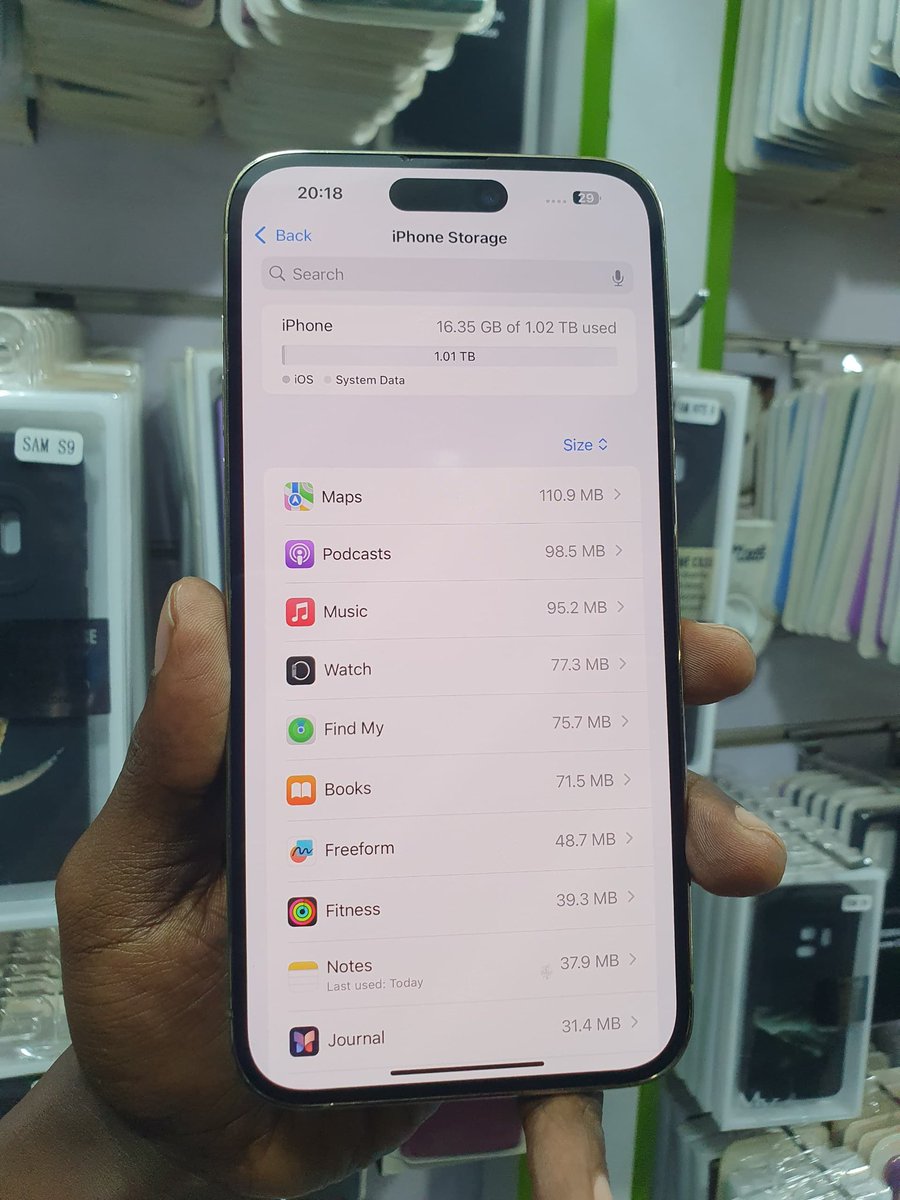 victorygadgets1's tweet image. Good morning …Quick deals
#iphone14ProMax
Storage ……1TB
Battery……85%
Price …….2.55M
Call/whatsapp….0708353950.