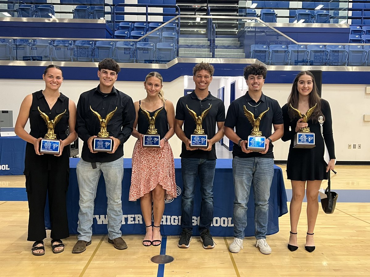 Huge Congrats 🎉 to our Senior Athletic Award Winners for 2025

Scholar Athletes of the Year
Andrea Sandoval
Blake Toste

Sportsman/Sportswoman of the Year
Karissa Hukill
Landon Perez

Athletes of the Year
Jolie Hart
Seneca Ybarra II

<a href="/AtwaterFalcons/">Atwater High School</a>
#WeAreAtwater
#GoBigBlue