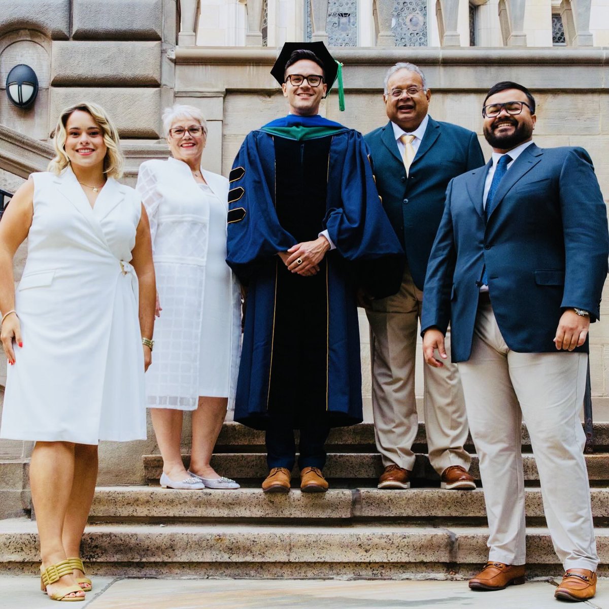 Hector Nieves-Rosado (@hector__nieves) on Twitter photo Officially the 1st Puerto Rican 🇵🇷 to complete the combined MD/PhD <a href="/PittCMU_MSTP/">Pitt/CMU MSTP</a>. I stand on the shoulders of generations of Boricuas who fought tirelessly and whose legacy I take with me everywhere I go.
Aquí estuvimos, estamos y estaremos <a href="/uprm/">RUM/UPRM</a> <a href="/PittTweet/">University of Pittsburgh</a> Officially the 1st Puerto Rican 🇵🇷 to complete the combined MD/PhD <a href="/PittCMU_MSTP/">Pitt/CMU MSTP</a>. I stand on the shoulders of generations of Boricuas who fought tirelessly and whose legacy I take with me everywhere I go.
Aquí estuvimos, estamos y estaremos <a href="/uprm/">RUM/UPRM</a> <a href="/PittTweet/">University of Pittsburgh</a>