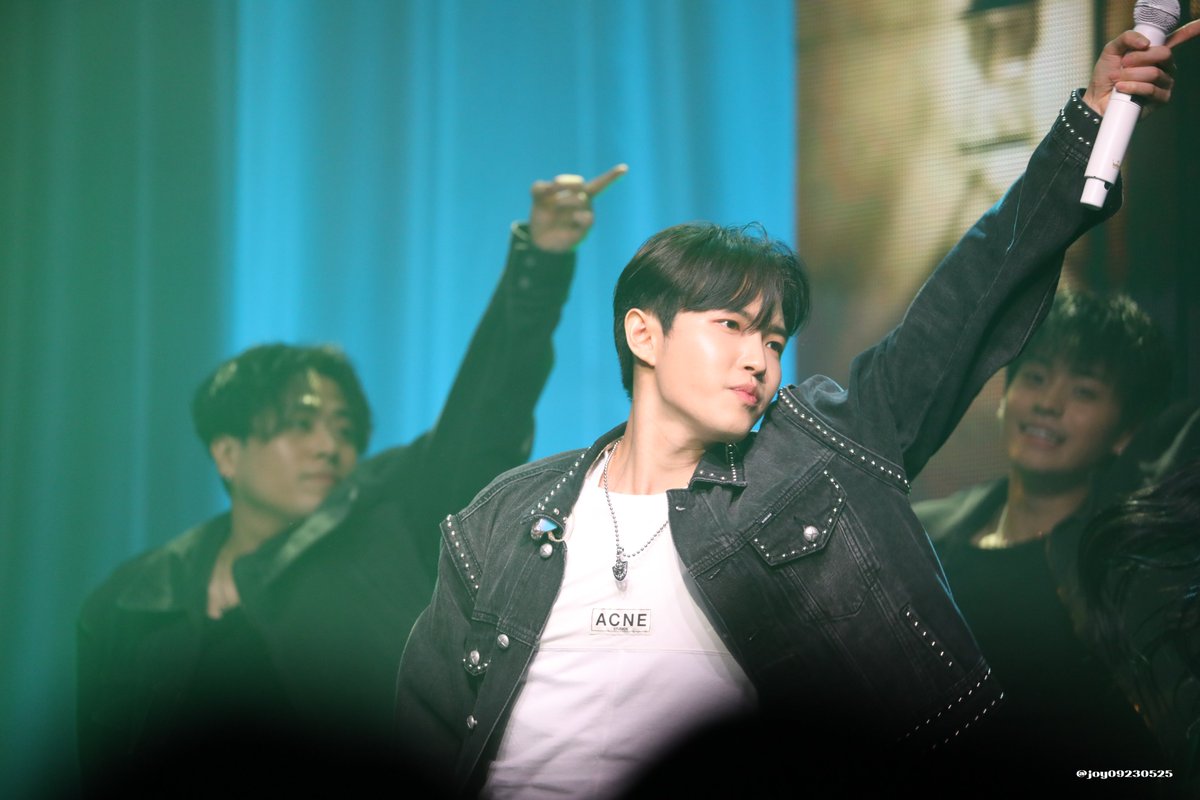 joy09230525's tweet photo. 째니 콘서트 보고싶다.. 사랑해 ~

240427 Wind Tale

#김재환_솔로데뷔_6주년_축하해
#6th_Anniversary_KIMJAEHWAN #김재환 #KIMJAEHWAN https://t.co/a16znq7jgD