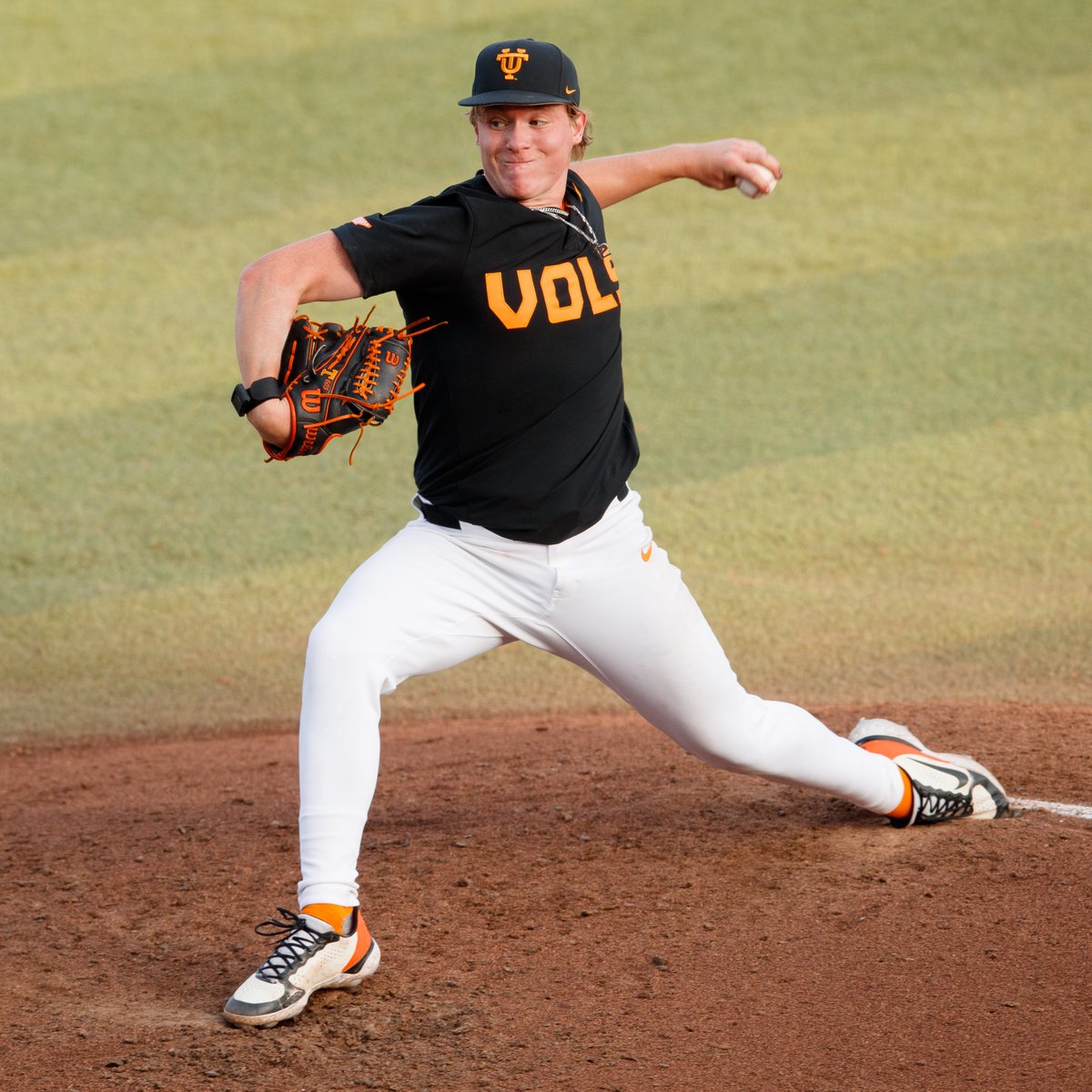 Tennessee Stats & Info (@vol_stats) on Twitter photo Karlyn Pickens (<a href="/Vol_Softball/">Tennessee Softball</a>) & Liam Doyle (<a href="/Vol_Baseball/">Tennessee Baseball</a>) earned <a href="/SEC/">Southeastern Conference</a> Pitcher of the Year honors, making Tennessee the first school in league history with both winners in the same year twice
2025 – Tennessee
2021 – Arkansas
2018 – Florida
2005 – Tennessee (Abbott, Hochevar) Karlyn Pickens (<a href="/Vol_Softball/">Tennessee Softball</a>) & Liam Doyle (<a href="/Vol_Baseball/">Tennessee Baseball</a>) earned <a href="/SEC/">Southeastern Conference</a> Pitcher of the Year honors, making Tennessee the first school in league history with both winners in the same year twice
2025 – Tennessee
2021 – Arkansas
2018 – Florida
2005 – Tennessee (Abbott, Hochevar)