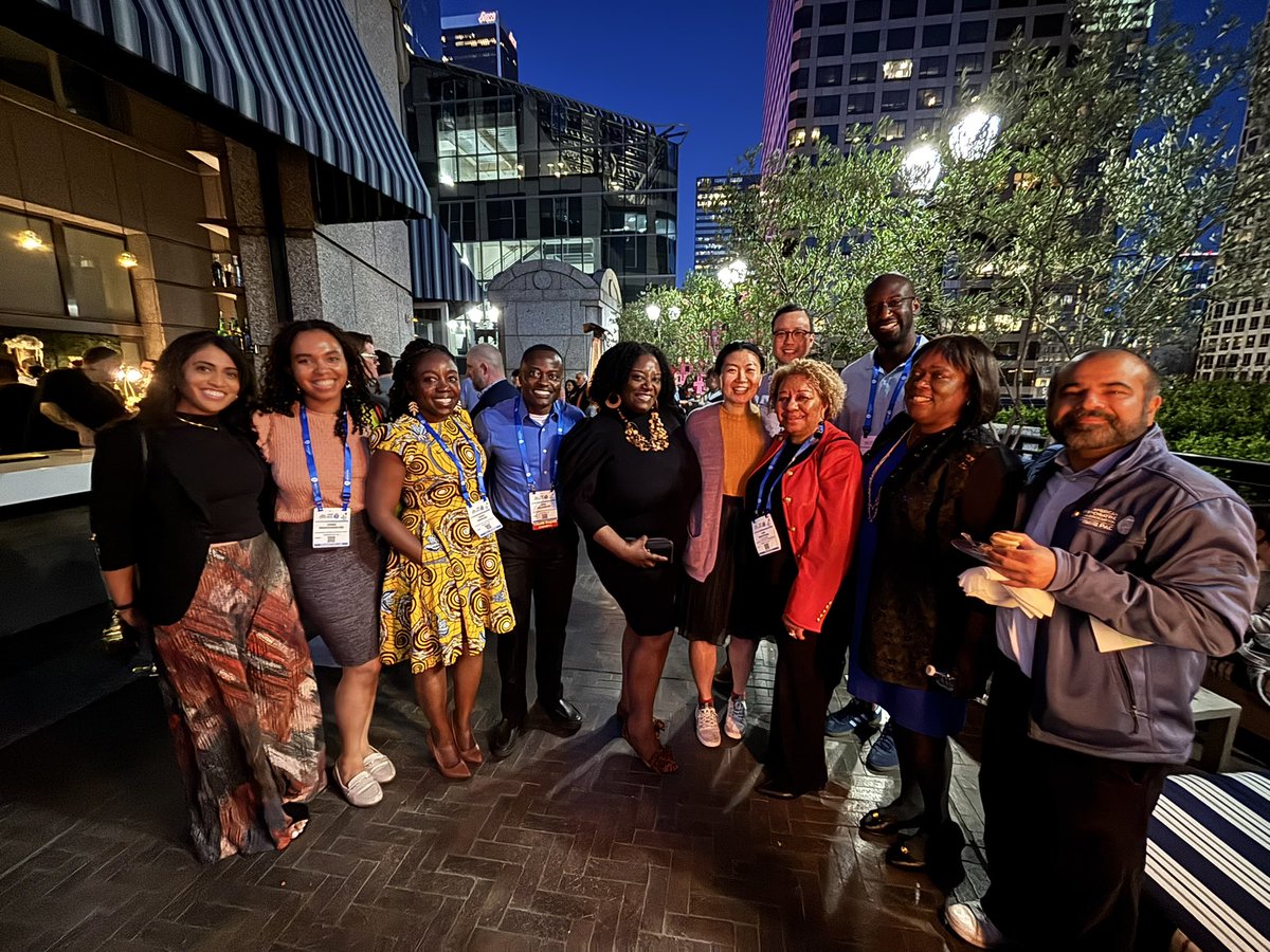 No matter how many years pass, you will always remember the people who believed in you and treated you with kindness. 

So many smiles at the <a href="/AACAP/">American Academy of Child & Adolescent Psychiatry</a> reunion at #APAAM25! 

The world of child psychiatry is deeply connected 🌍