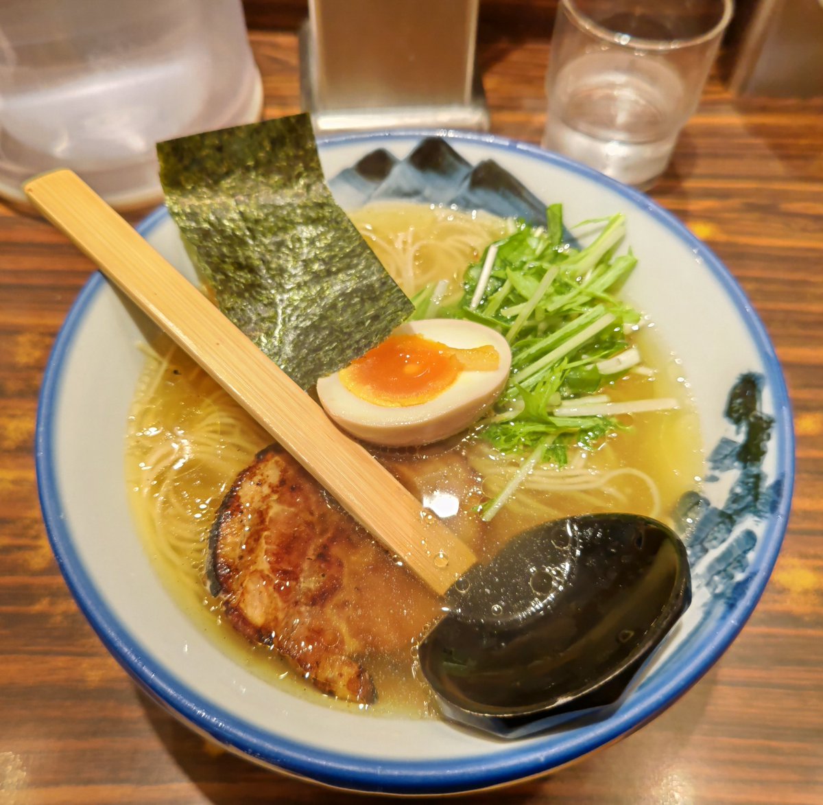 coco_ruby's tweet image. 2年ぶりに
阿夫利@横浜
ゆず塩ラーメン　淡麗
あっさりしてて食べやすくて美味しい😊
娘の好みはこっちだなぁ✨
ごちそうさまでした🎵
#ラーメン
#AFURI