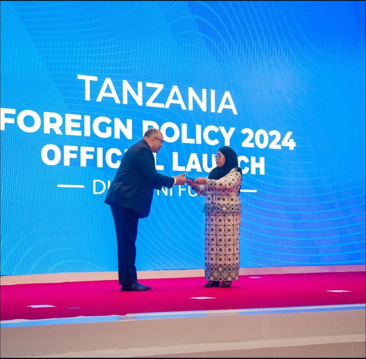 Sweden in Tanzania (@swedenintz) on Twitter photo An important step in Tanzania’s diplomatic journey with the launch of its updated Foreign Policy 2024.
Sweden applauds this renewed vision and remains a steadfast partner in advancing shared goals for peace, prosperity, and global cooperation.
<a href="/mfa_tanzania/">MFA Tanzania</a> An important step in Tanzania’s diplomatic journey with the launch of its updated Foreign Policy 2024.
Sweden applauds this renewed vision and remains a steadfast partner in advancing shared goals for peace, prosperity, and global cooperation.
<a href="/mfa_tanzania/">MFA Tanzania</a>