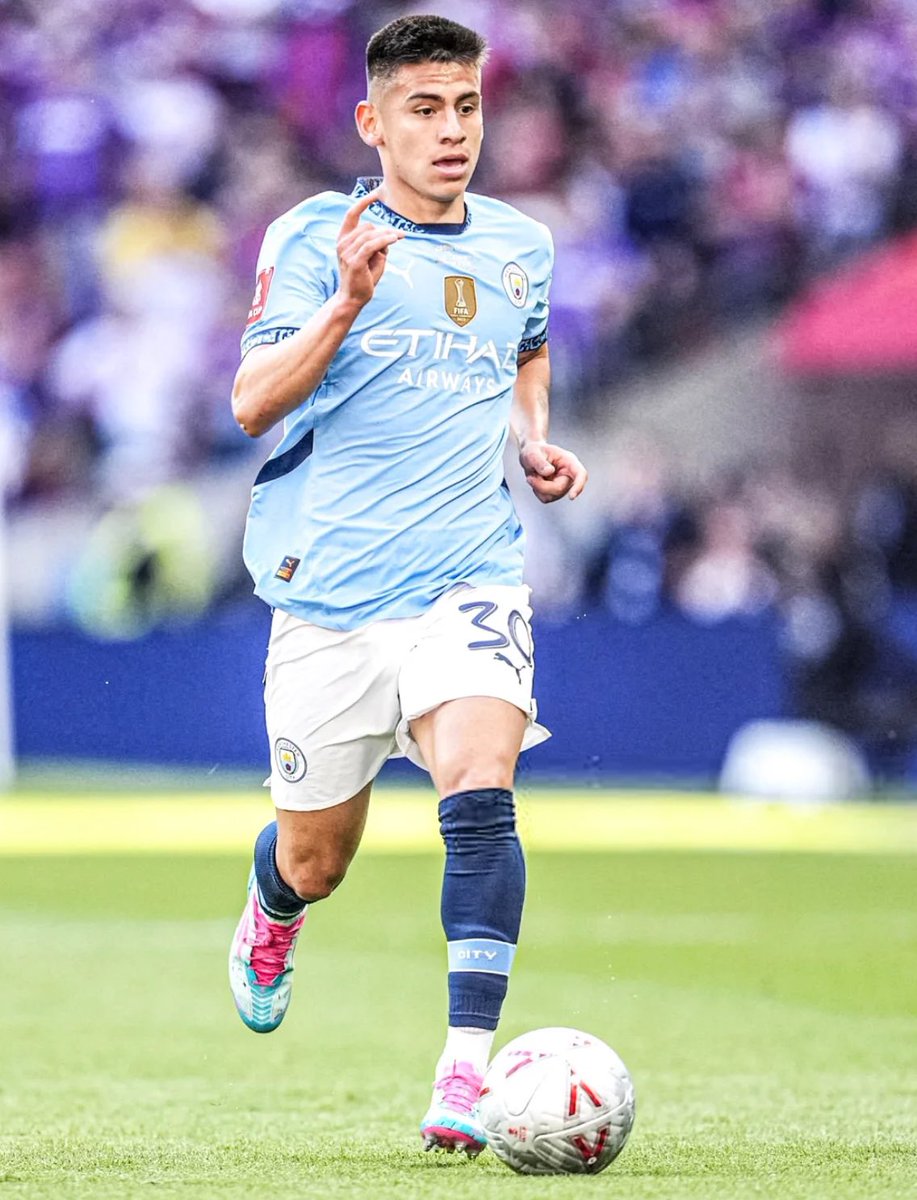 LenoxMachogu's tweet photo. Give Claudio Echemessi the 90 minutes tonight 
@CarolRadull @ChampionsLeague @City_Xtra @cityreport_ @FabrizioRomano @footballtweet @ManCity @ManCityzenscom @premierleague @ManUtd @OfficialFPL @realmadrid @FCBarcelona_es @TeamMessi @FCBfemeni @RealTalkMCFC https://t.co/60M8NEdFvf
