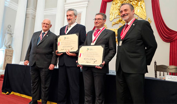 🎖️ Pedro Fernández de Córdoba (<a href="/p_fdez_cordoba/">Pedro Fernández de Córdoba</a>) y Juan Ángel Sans (<a href="/Tresse77/">Juan Angel Sans</a>), investidos como académicos correspondientes por la Academia de Ingeniería de México ➡️ tinyurl.com/4zrxn6vf