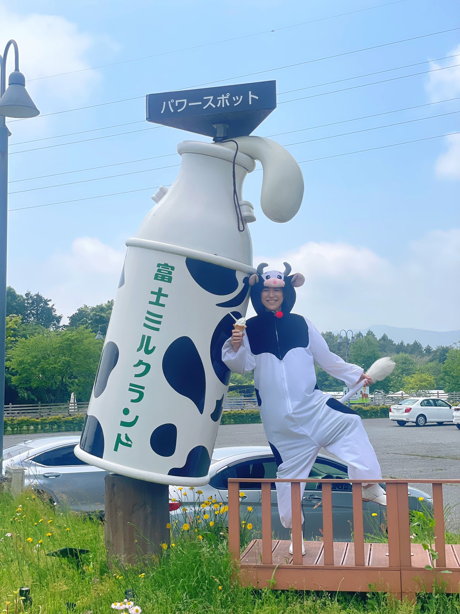 【檸檬♪ページ】「還暦パーティー」 「ワンちゃんと富士山」 鬼 頭 里 枝 on X: 