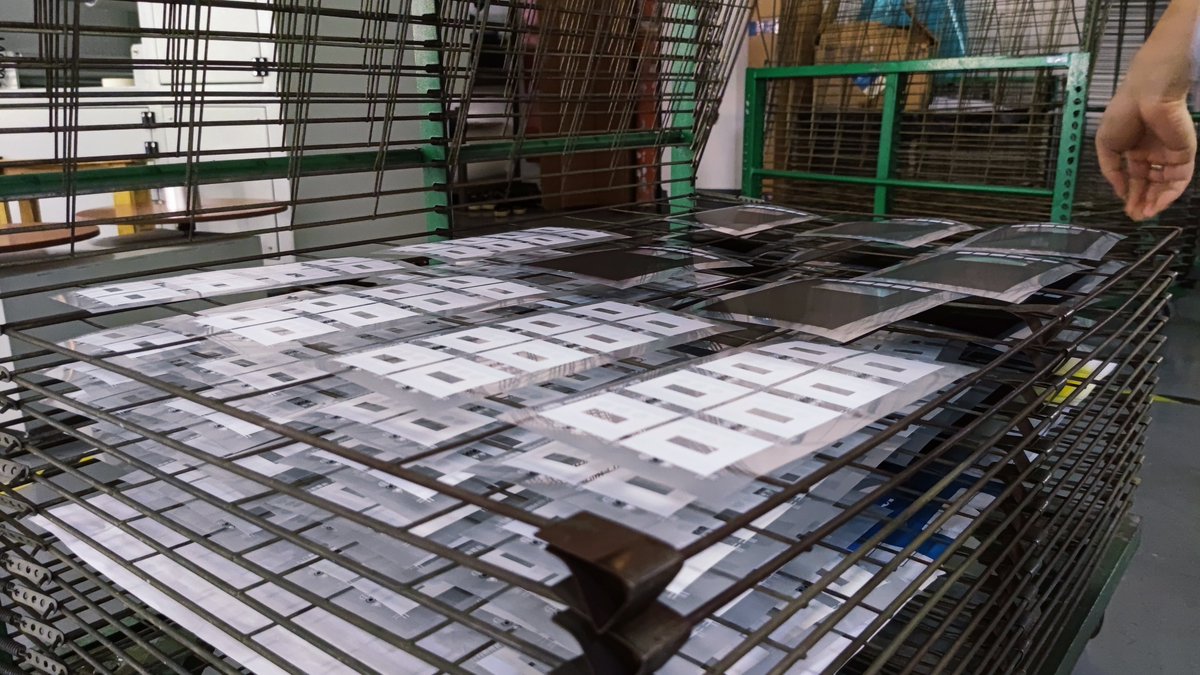 JRPanelFR's tweet image. 🇫🇷 French hardware teams choose JRPanel for:
✔️ 72h sample delivery
✔️ 0.08mm circuit precision
✔️ No MOQ
✔️ 24/7 multilingual support
Precision in every detail. Service that speaks your language.
#JRPanel #MembraneSwitch #FranceTech #CustomElectronics #PrecisionDesign