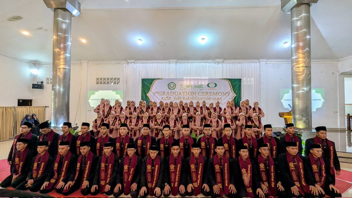 andreakhbar's tweet photo. 7th Graduation Ceremony ...
#kelas12 #ptqfathanmubiina #2025 https://t.co/pMlqHHTzWL