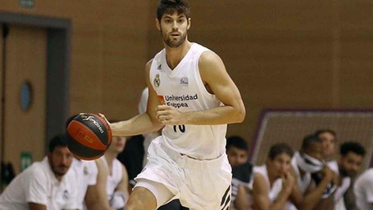 Realmadrid Baloncesto 🏀 🏆 (@realmadridbball) on Twitter photo #HalaMadrid
<a href="/santiagoyusta/">Santiago Yusta</a> (ALERO, 2.00) debutó #TalDíaComoHoy en 2014 con el <a href="/RMBaloncesto/">Real Madrid Basket</a> a la edad de 17 a. y 22 d. consiguiendo 2 pun, 1 reb en 00:36 min contra GIPUZKOA BASKET
REAL MADRID ganó 81-72
Santiago YUSTA disputó 80 partidos en 4 temporadas con el <a href="/RMBaloncesto/">Real Madrid Basket</a> #HalaMadrid
<a href="/santiagoyusta/">Santiago Yusta</a> (ALERO, 2.00) debutó #TalDíaComoHoy en 2014 con el <a href="/RMBaloncesto/">Real Madrid Basket</a> a la edad de 17 a. y 22 d. consiguiendo 2 pun, 1 reb en 00:36 min contra GIPUZKOA BASKET
REAL MADRID ganó 81-72
Santiago YUSTA disputó 80 partidos en 4 temporadas con el <a href="/RMBaloncesto/">Real Madrid Basket</a>