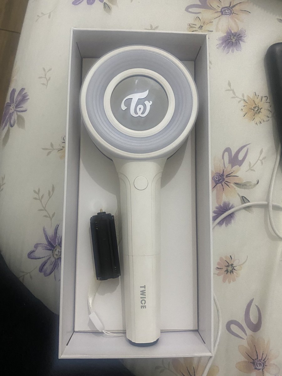 fried egg tweet media