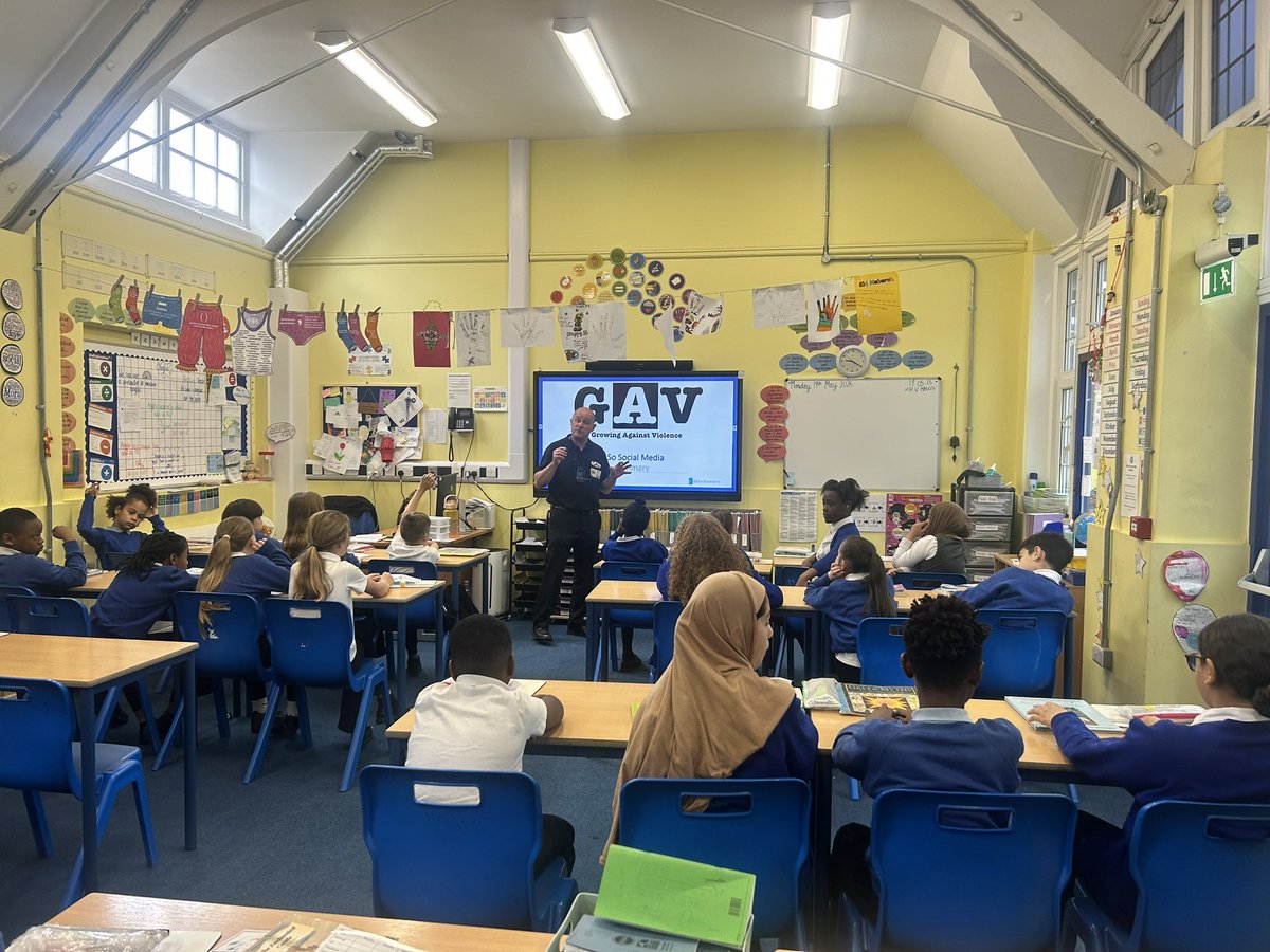 Thank you to <a href="/GAVEducation/">GAV</a> for coming in yesterday to talk to our year 5s about how to stay safe whilst using social media. We had a great informative and interactive session!
