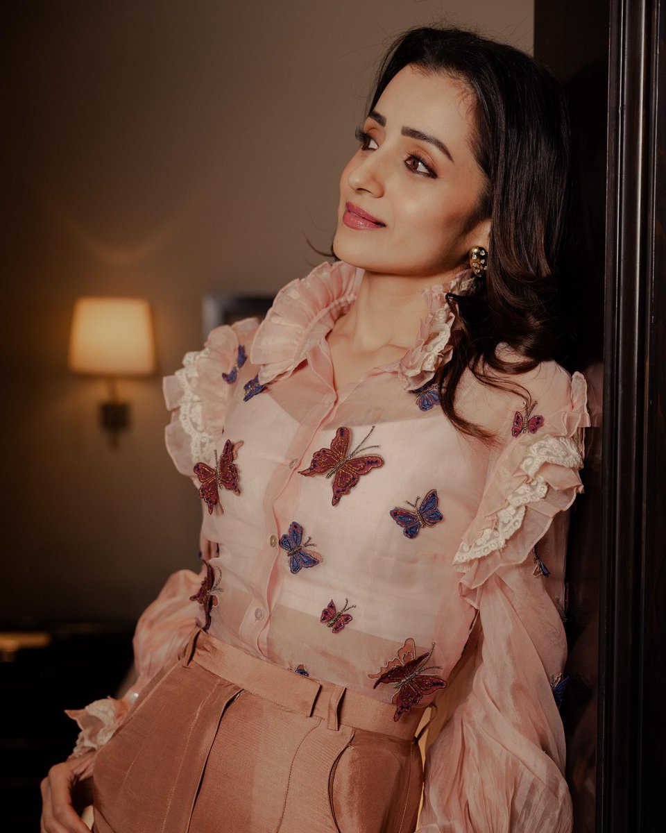 trishtrashers's tweet image. The supreme accomplishment is to blur the line between work and play🦋🧿