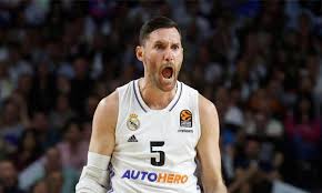 Realmadrid Baloncesto 🏀 🏆 (@realmadridbball) on Twitter photo #HalaMadrid
El #MVP del <a href="/RMBaloncesto/">Real Madrid Basket</a> #TalDíaComoHoy fue Rudy FERNÁNDEZ (ALERO, 1,96, 1985)
En 2015 consiguió 26 pun, 2 reb, 2 asi, 1 rec y 1 tap en LIGA ENDESA contra LABORAL KUTXA BASKONIA
El REAL MADRID perdió por 94 - 81 #HalaMadrid
El #MVP del <a href="/RMBaloncesto/">Real Madrid Basket</a> #TalDíaComoHoy fue Rudy FERNÁNDEZ (ALERO, 1,96, 1985)
En 2015 consiguió 26 pun, 2 reb, 2 asi, 1 rec y 1 tap en LIGA ENDESA contra LABORAL KUTXA BASKONIA
El REAL MADRID perdió por 94 - 81