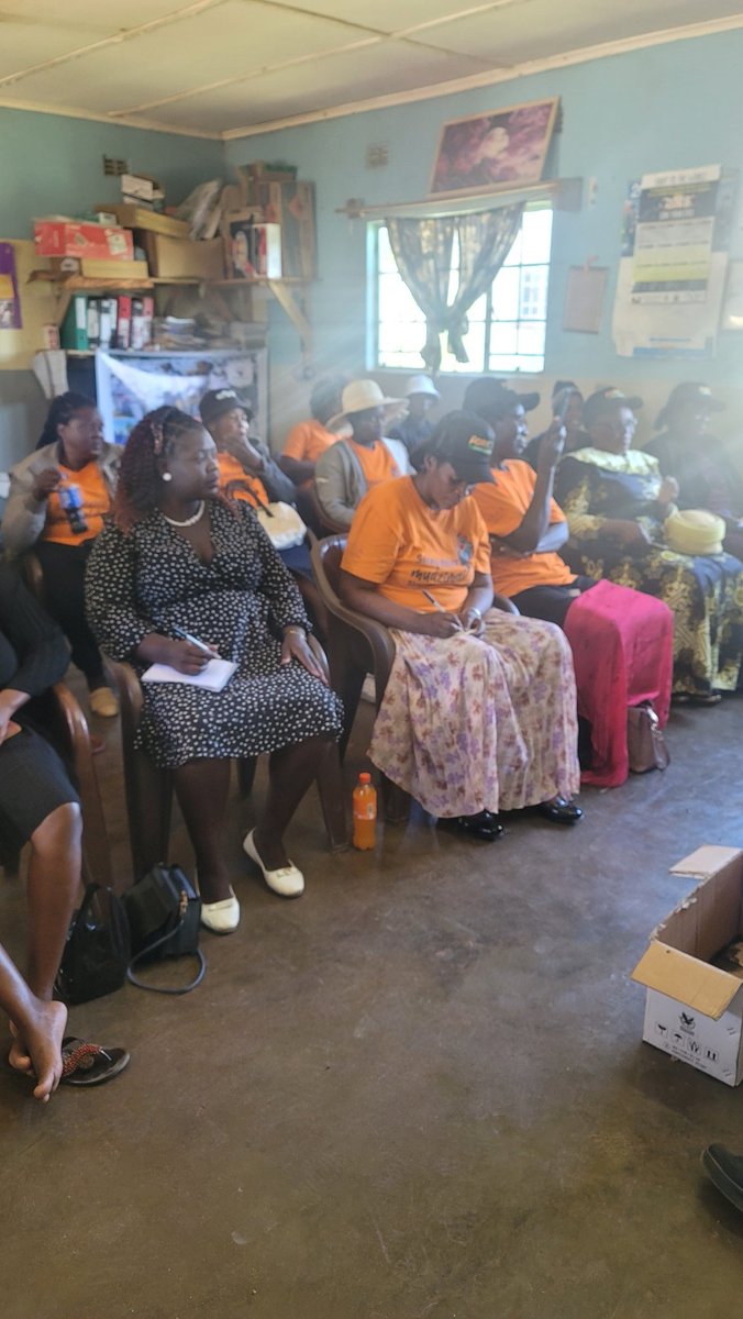 womandlaorg's tweet image. Just wrapped up an amazing project training with @mwacsmed &amp;amp; @Agri24! Learned about women&apos;s funds &amp;amp; expertise in farming. Huge thanks to @WCOZIMBABWE for hosting! Can&apos;t wait to explore new project opportunities &amp;amp; empower our communities! #ProjectTraining  #Agric @amplifyfund