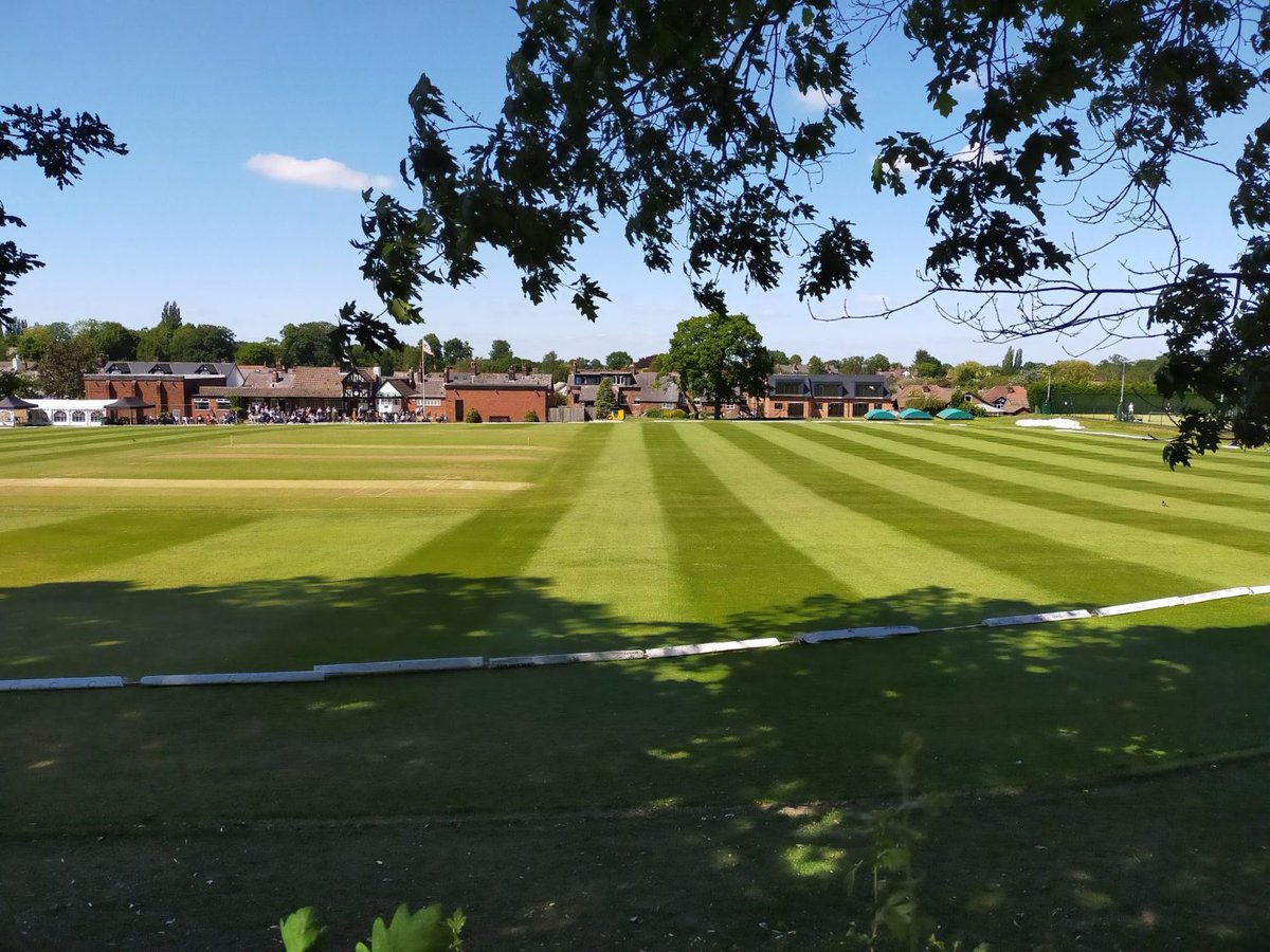 CheshireCB's tweet photo. 🎯 Young Grounds Managers Taster Course

🌱 Learn how cricket pitches are prepped
📅 August
🏏 Ages 13–17
🛠️ Hands-on skills: pitch prep, marking, turf care
📍    @WoodfordCC  | @OultonParkCC | @NorthwichCC1826 
💸  Free | Limited spots!

🔗 Book now:
https://t.co/ZKXY6LuM9i https://t.co/hnqbXNSYzX
