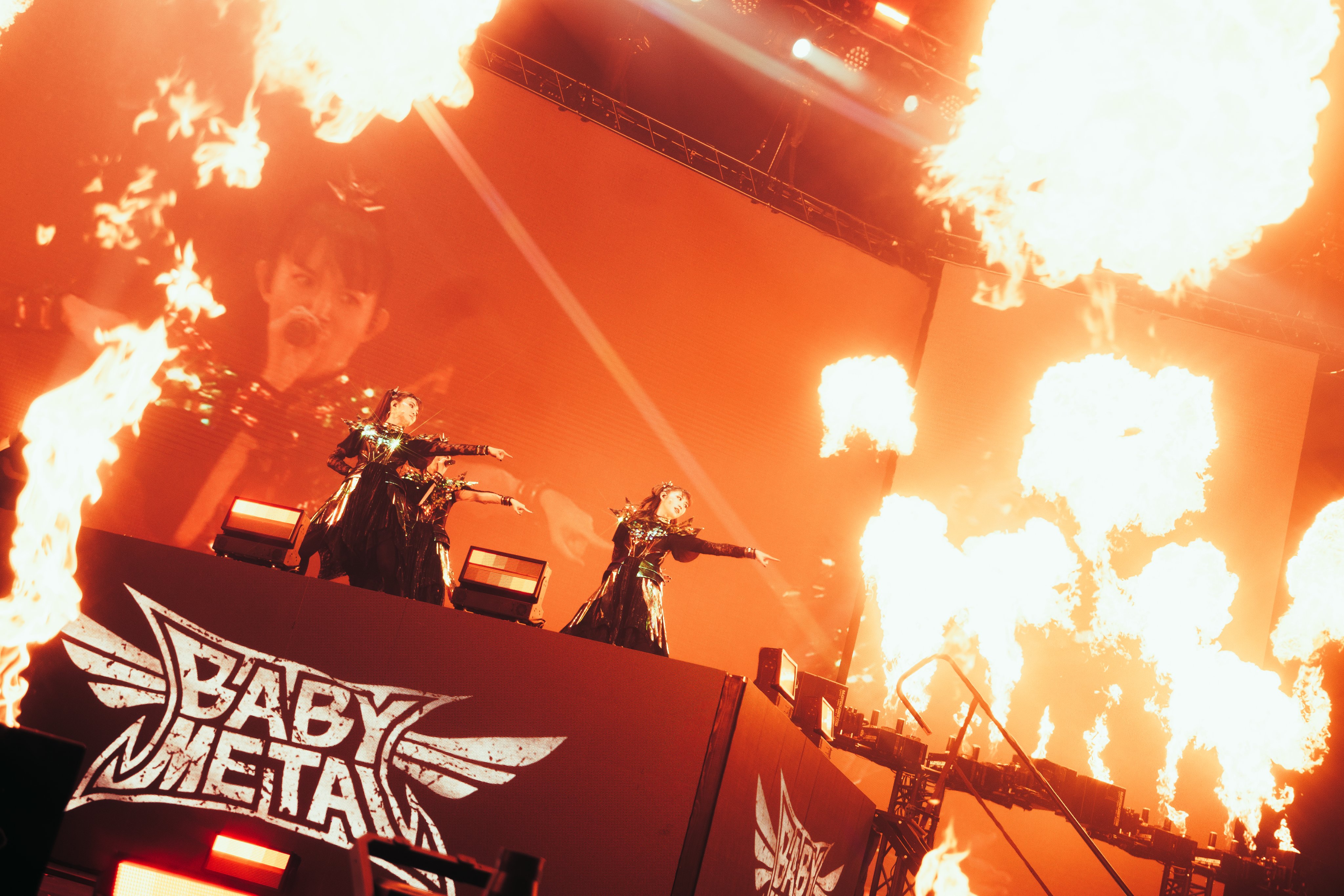 GrY0XDsXwAA3nGo?format=jpg&name=4096x4096