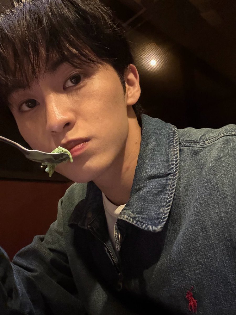 냠잼 , tweet media