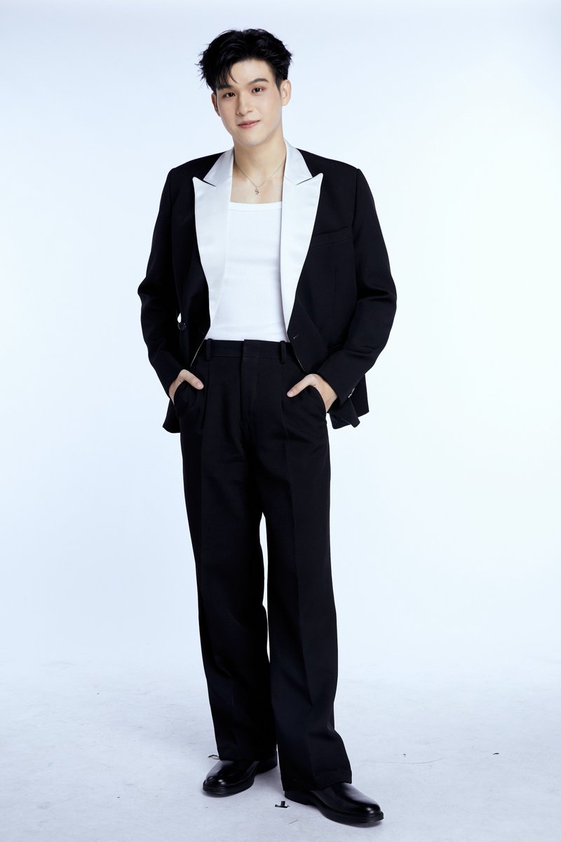 startalkent's tweet photo. Stanley” (สแตนลีย์) แก้วเก็บอุณหภูมิสุดสตรองสัญชาติอเมริกาที่ก่อตั้งยาวนานกว่า 100 ปี เตรียมจัดบิ๊กอีเว้นท์ “Stanley Club Thailand” 

#StanleyclubTH
#StanleyclubTHXSkyNani
#skywongravee  #hirunkit_

เปิดตัว Pop-up Store ที่แรกในประเทศไทย ณ ลาน Beacon 3 ชั้น 1ศูนย์การค้าเซ็นทรัลเวิลด์ รวบรวมคอลเลกชันใหม่ล่าสุด และรุ่นท็อปฮิตไว้ให้เลือกช้อปกันแบบครบครัน พร้อมจัดเซอร์ไพร์สสุดพิเศษ ดึง 2 หนุ่มสุดคิ้วต์ “สกาย วงศ์รวี”และ  “นานิ หิรัญกฤษฎิ์” ร่วมกิจกรรมเอ็กซ์คลูซีฟ ให้เหล่าแฟนคลับได้ใกล้ชิดทั้ง 2 หนุ่มแบบสุดฟิน ภายในงานมีกิจกรรมพิเศษ เพียง ซื้อสินค้า Stanley ที่ Pop-up Store ชั้น 2 หรือร้าน MLAB Central World ตั้งแต่วันที่ 20 - 22พฤษภาคม 2568 สามารถนำใบเสร���จมารับสิทธิ์Personalized Engraves by Laser และ DIY Accessories แก้ว Stanley ในแบบของคุณเองโดยงานจัดขึ้น ในวันพฤหัสบดีที่ 22 พฤษภาคม 2568 ณ Activity zone ลาน Beacon 3 ชั้น 1 ศูนย์การค้าเซ็นทรัลเวิลด์ งานนี้ใครเป็น     บิ๊กแฟนทั้งแบรนด์ Stanley และ 2 หนุ่ม “สกาย-นานิ” ห้ามพลาดกิจกรรมสนุกๆ กันเด็ดขาดเลยน้า!