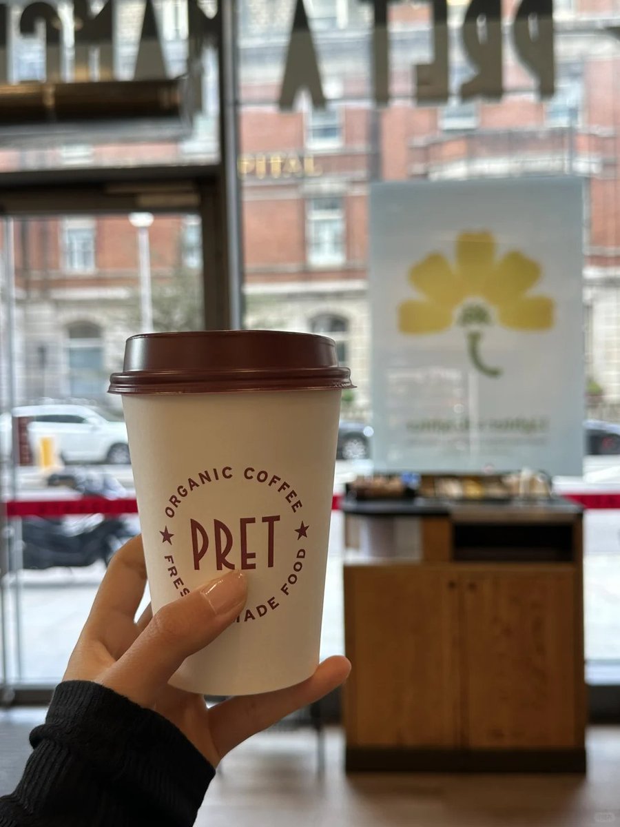 Good morning, start with a cup of unsweetened coffee, bitter yet sweet, just like life.