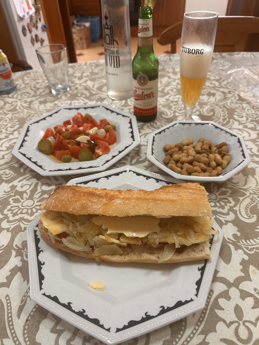 abreunvinito (@abreunvinito) on Twitter photo preparado #esmorzar en casa #sobrasada de Ibiza 🌶️ y no 🌶️ queso de Mahon y cebolla dulce <a href="/pacolonso/">Paco Alonso 🍊👉🦋</a> <a href="/CulturaAlmuerzo/">Cacau D'Or 🍊</a> <a href="/esmorzador/">L’esmorzador</a> <a href="/cacauencorfa/">🥜 cacauencorfa 🥜</a>
<a href="/Robotin__/">Robotin</a> @vinglada <a href="/dilgogi/">Diego Godoy</a> @vinoWineEs @verema <a href="/cocadepanses/">coca de panses 💜💪🏻</a> <a href="/JavierVinyuelas/">Javier Viñuelas</a> <a href="/jopesilver/">José Pérez Silvestre</a> <a href="/manolomata/">Manolo Mata</a> <a href="/JesusDeBarqueta/">Jesús Escrivà</a> <a href="/deterresnoves/">terresnoves 🍊</a> preparado #esmorzar en casa #sobrasada de Ibiza 🌶️ y no 🌶️ queso de Mahon y cebolla dulce <a href="/pacolonso/">Paco Alonso 🍊👉🦋</a> <a href="/CulturaAlmuerzo/">Cacau D'Or 🍊</a> <a href="/esmorzador/">L’esmorzador</a> <a href="/cacauencorfa/">🥜 cacauencorfa 🥜</a>
<a href="/Robotin__/">Robotin</a> @vinglada <a href="/dilgogi/">Diego Godoy</a> @vinoWineEs @verema <a href="/cocadepanses/">coca de panses 💜💪🏻</a> <a href="/JavierVinyuelas/">Javier Viñuelas</a> <a href="/jopesilver/">José Pérez Silvestre</a> <a href="/manolomata/">Manolo Mata</a> <a href="/JesusDeBarqueta/">Jesús Escrivà</a> <a href="/deterresnoves/">terresnoves 🍊</a>