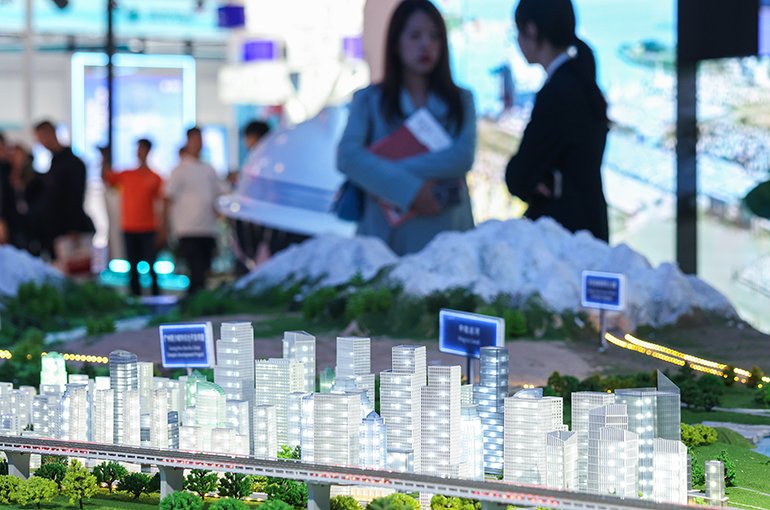 Yicai 第一财经 (@yicaichina) on Twitter photo We’ve seen false starts before but the pick-up in sales seems persistent, while strong land sales bode well for future construction. While high inventories remain a risk, the property market should benefit from buoyant macroeconomic conditions. <a href="/MarkKruger59/">Mark Kruger</a> We’ve seen false starts before but the pick-up in sales seems persistent, while strong land sales bode well for future construction. While high inventories remain a risk, the property market should benefit from buoyant macroeconomic conditions. <a href="/MarkKruger59/">Mark Kruger</a>