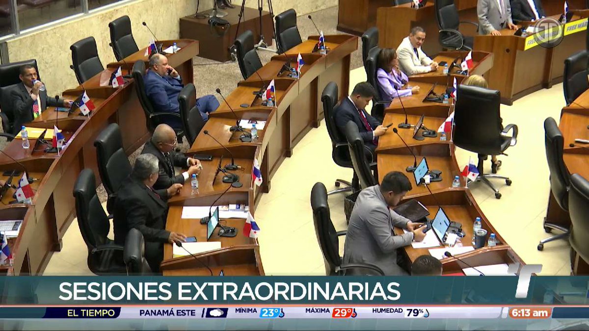Telemetro Reporta (@treporta) on Twitter photo Diputados de <a href="/OtrocaminoPma/">Movimiento Otro Camino - Partido político - Panamá</a> enviaron una nota al Ejecutivo para solicitar que se incluya en las sesiones extraordinarias una revisión a la Ley 462 de la <a href="/CSSPanama/">CSSPanama</a>.
La jefa de bancada de la Coalición <a href="/vamosporpanama/">vamosporpanama</a>, <a href="/janineprado06/">janine</a>, reveló la noche de ayer que fueron citados a Diputados de <a href="/OtrocaminoPma/">Movimiento Otro Camino - Partido político - Panamá</a> enviaron una nota al Ejecutivo para solicitar que se incluya en las sesiones extraordinarias una revisión a la Ley 462 de la <a href="/CSSPanama/">CSSPanama</a>.
La jefa de bancada de la Coalición <a href="/vamosporpanama/">vamosporpanama</a>, <a href="/janineprado06/">janine</a>, reveló la noche de ayer que fueron citados a