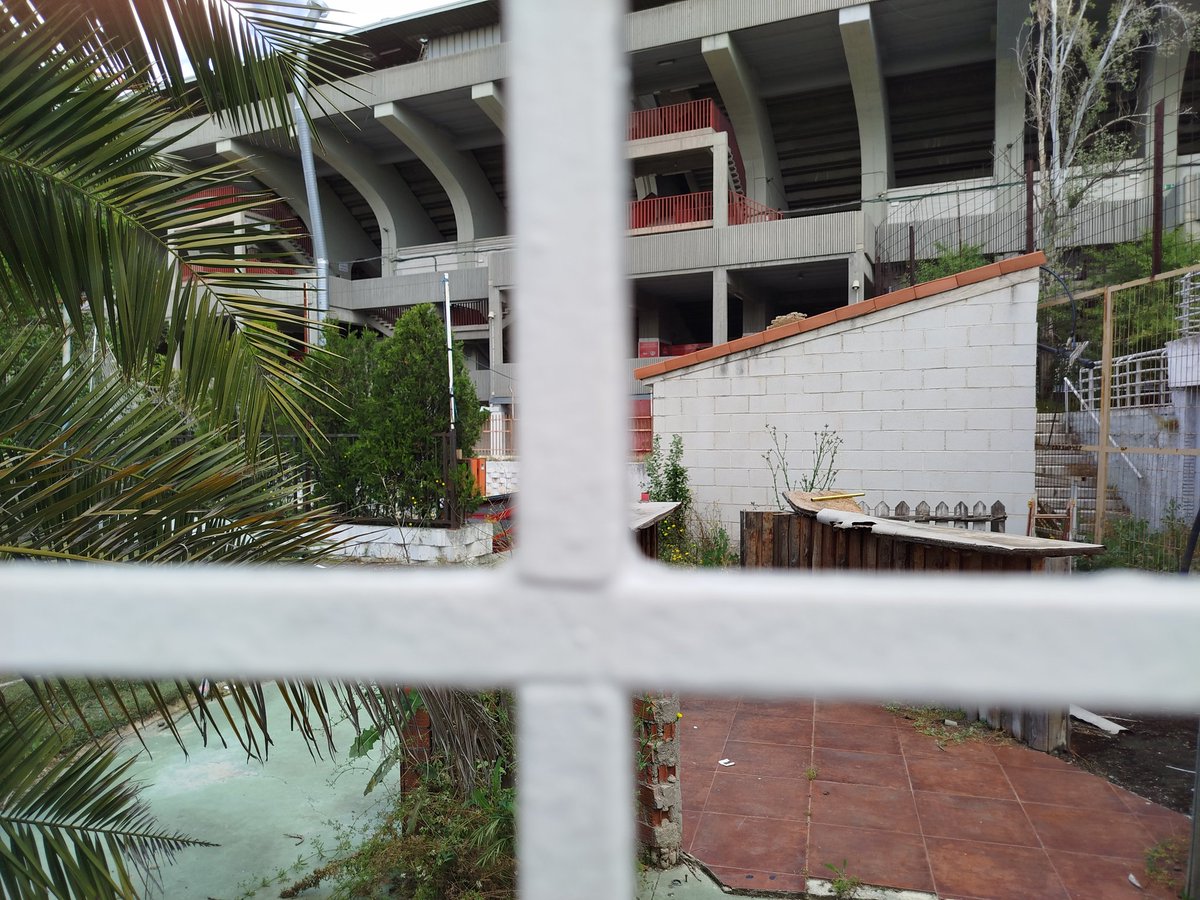 Los Campitos de Manolo Peñalva. Una pena verlos así. La otra cara del Rayo Vallecano.