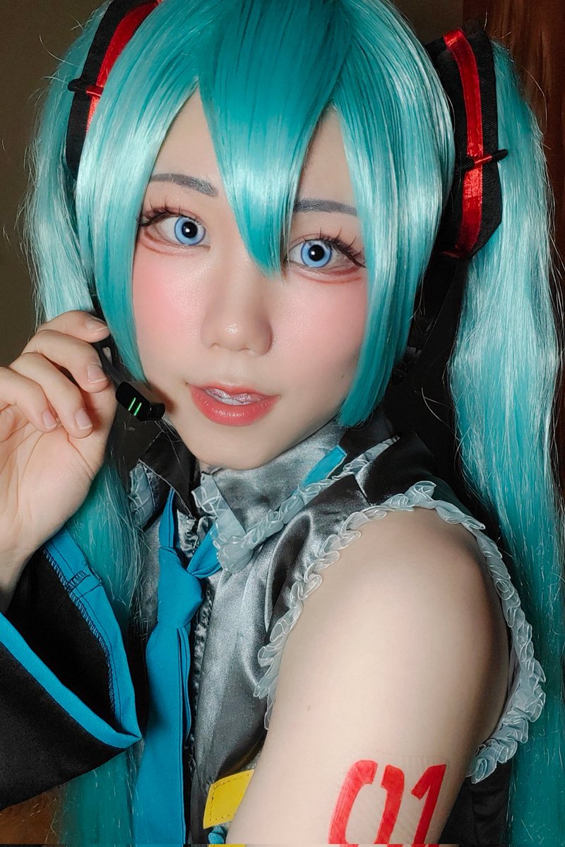 7tsuki_cos_9's tweet image. TikTok LIVE21:00と22:00！！！絶対来てくれよなっ！！！

配信は20:30～22:30だよ！💙💙

 #コスプレ 
#コスプレイヤー 
 #COSGC8